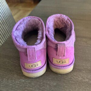 UGG Women's Classic Ultra Mini, Size 8, Amethyst